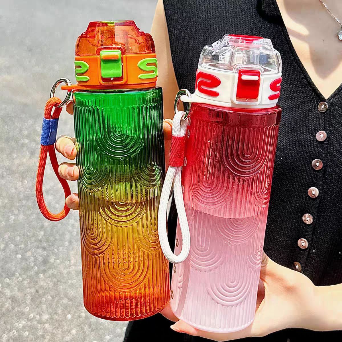 3D Pattern Dual Shade Bottle