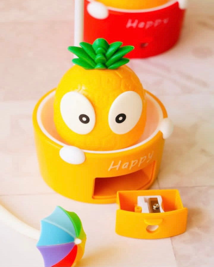Moving Fruit Pineapple/Carrot Lamp (With Sharpner)
