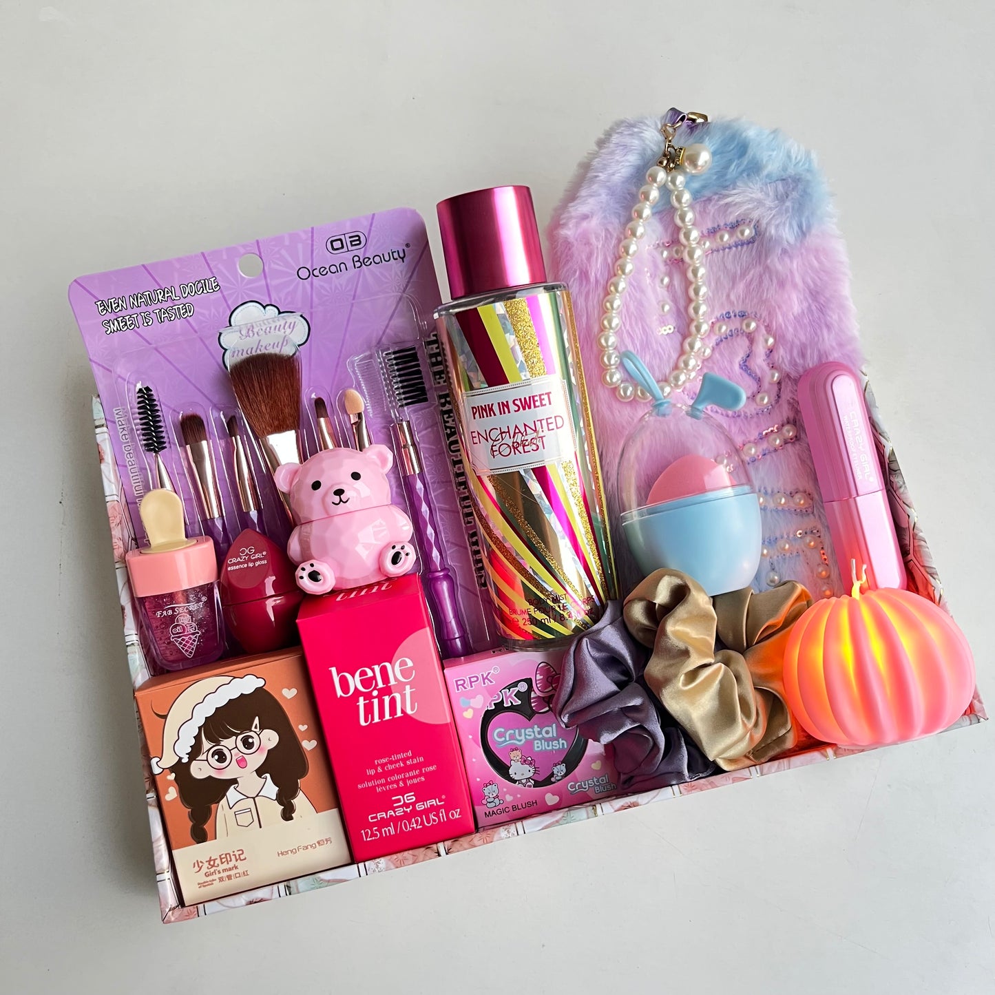 Beauty Special Basket Hamper | Beauty Gift Hamper for Her