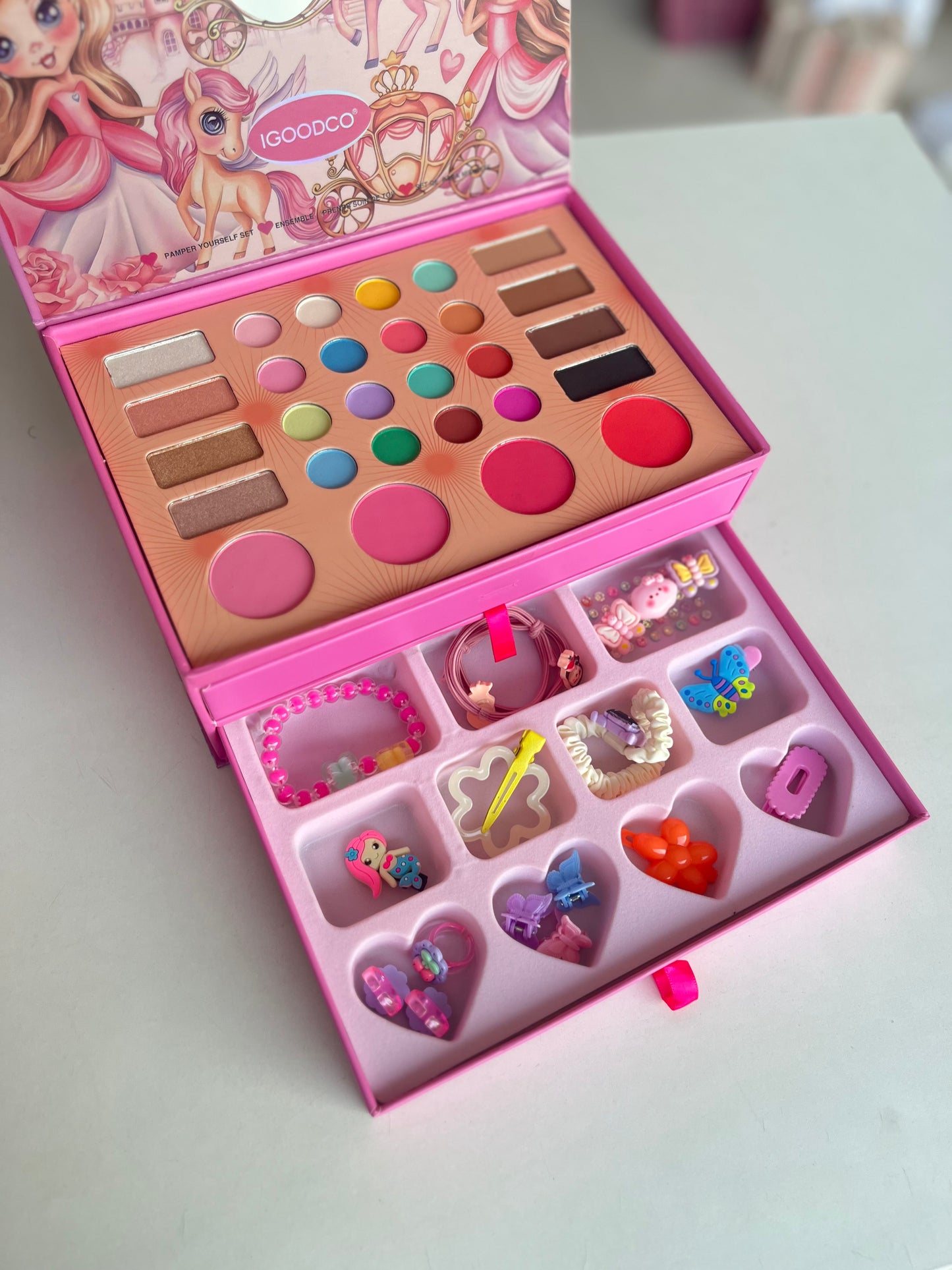 Unicorn Princess Beauty Makeup Set | Kid's Makeup Book/Combo