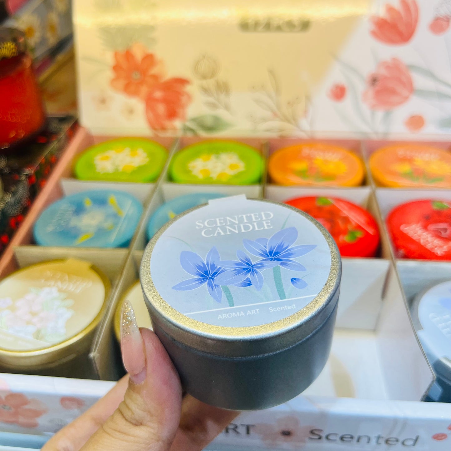 Floral Scented Tin Candle