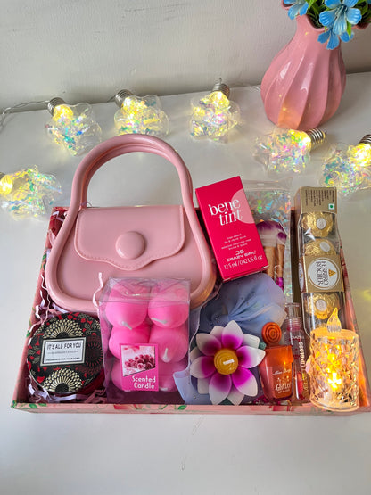 Festive Gift Basket Hamper