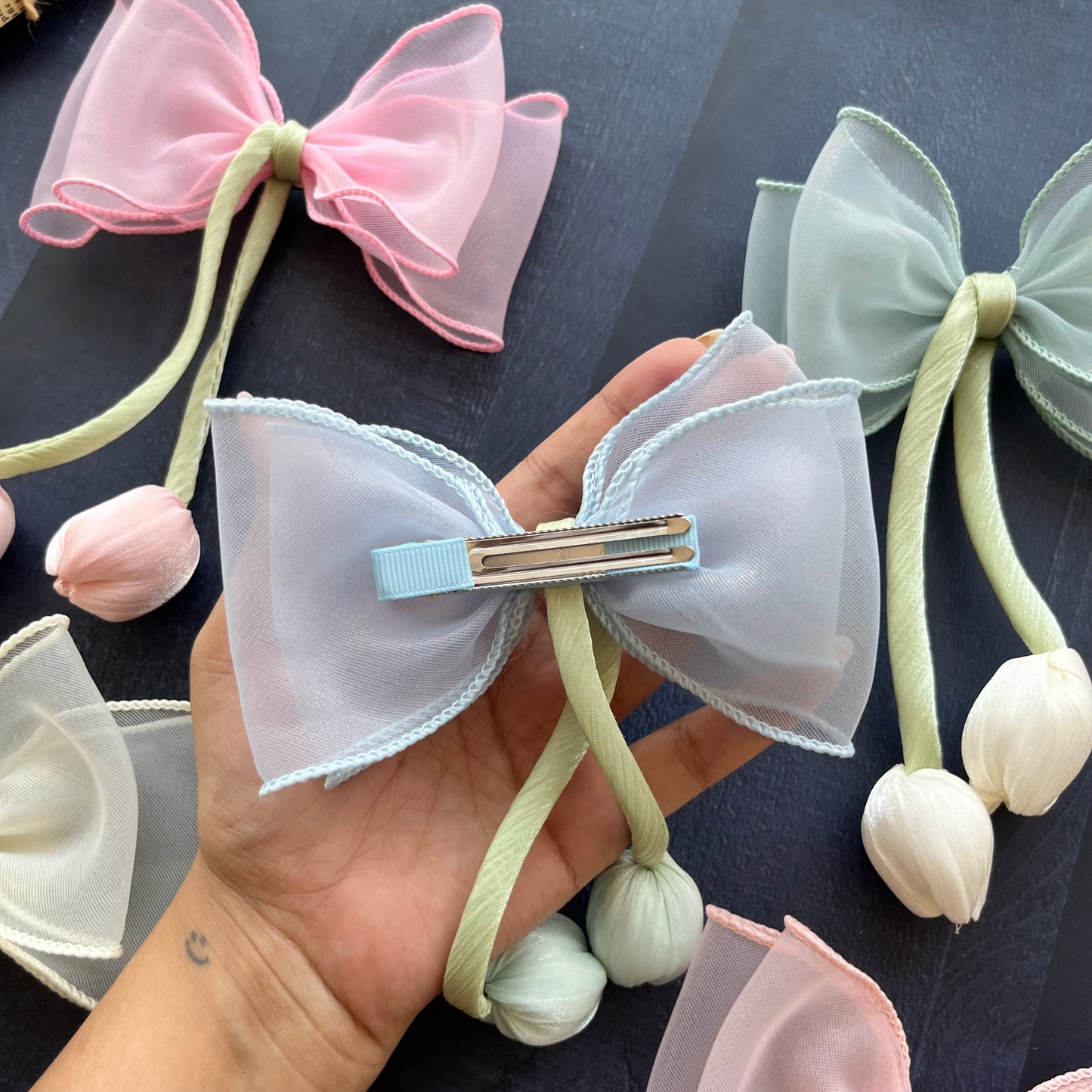 Tulip Bows