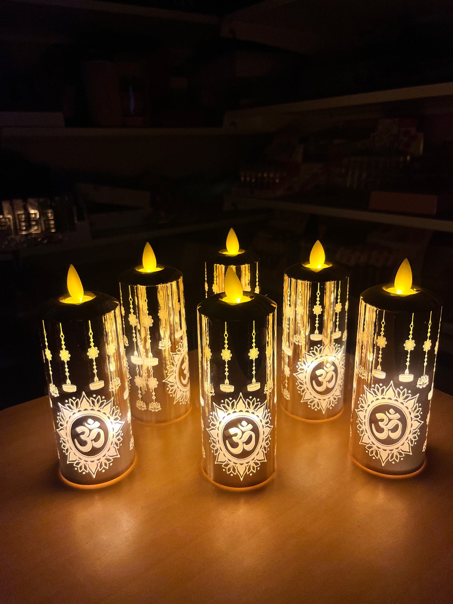 OM LED Moving Flame Candle