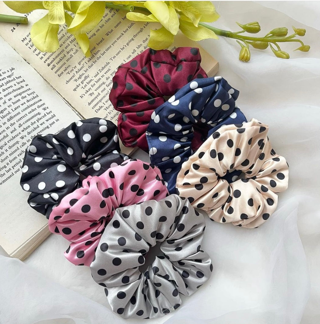 Polka Dot Premium Scrunchies(Set of 2 Pcs)