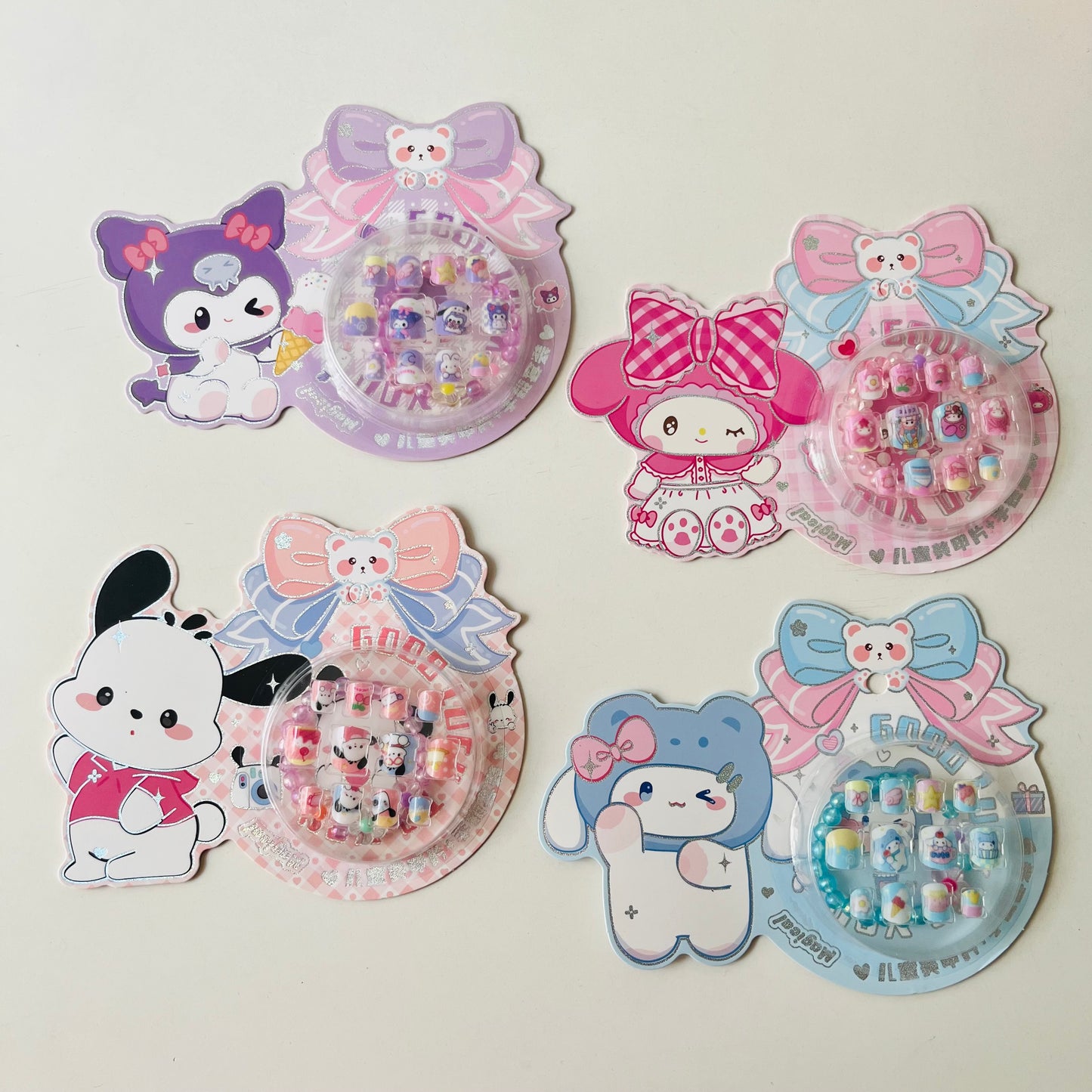 Sanrio Kid’s Nails & Bracelet Set