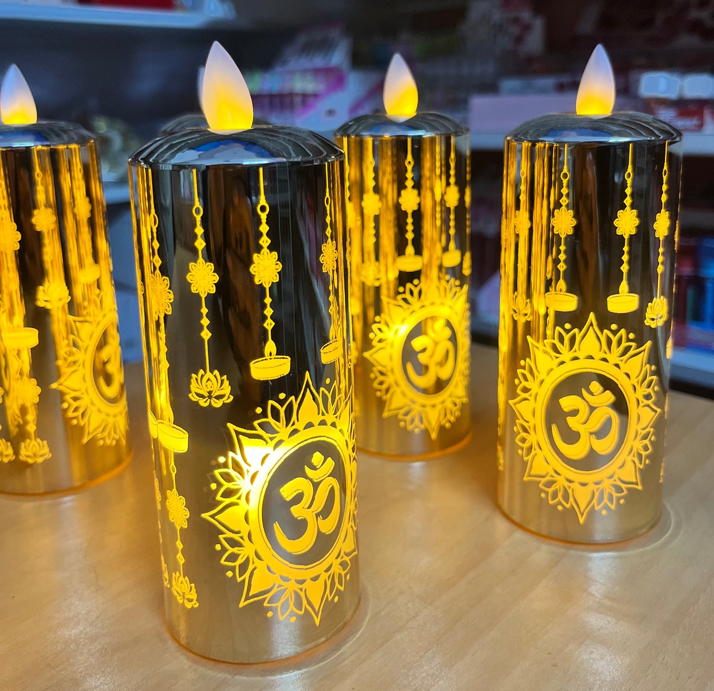 OM LED Moving Flame Candle