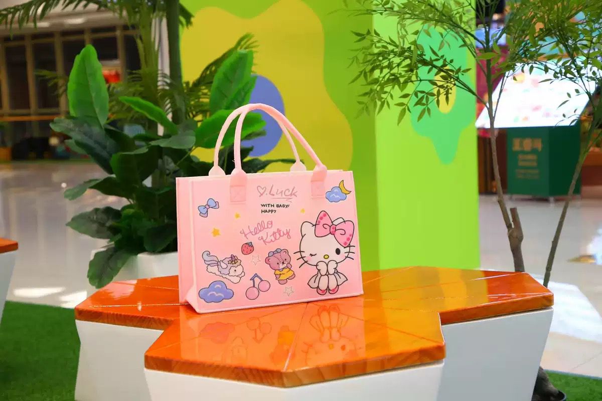 Hello Kitty Cute Tote Bag